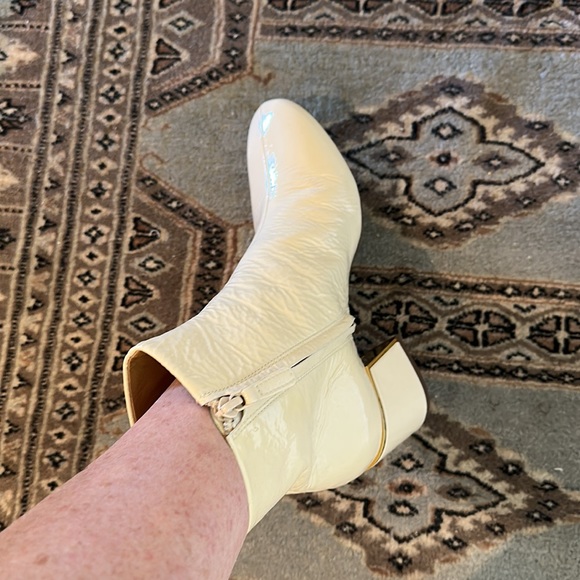 Tory Burch Juliana 65mm Bootie Naplak - Picture 10 of 14